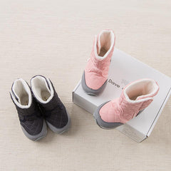 SNOW BOOTS