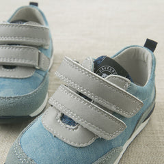 SPORT SHOES
